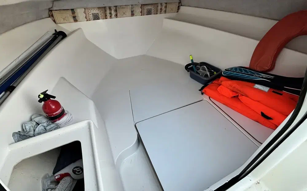 slider 23 Kelt Azura 570 WA