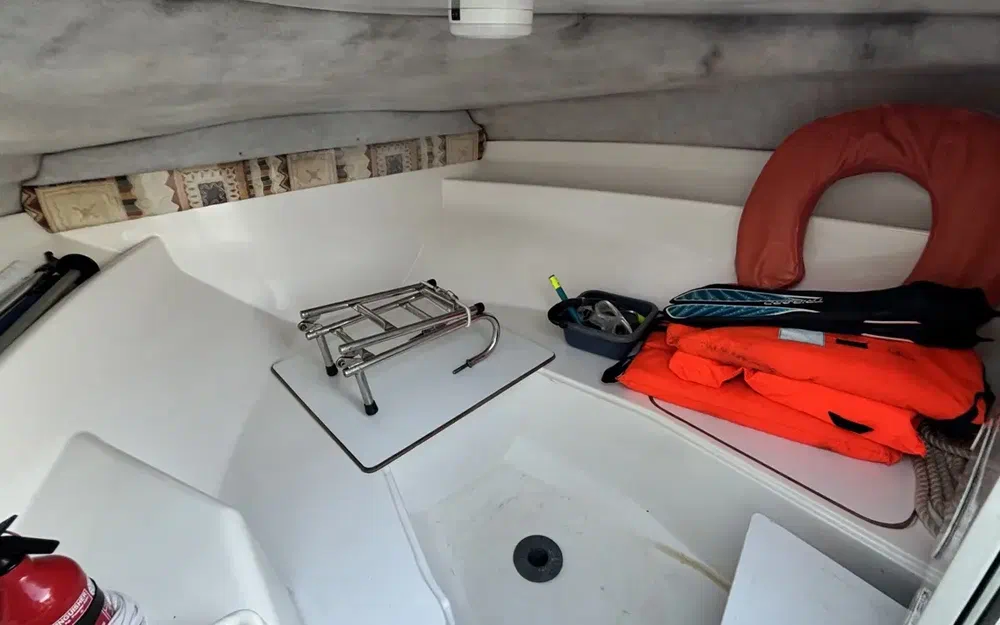 slider 27 Kelt Azura 570 WA