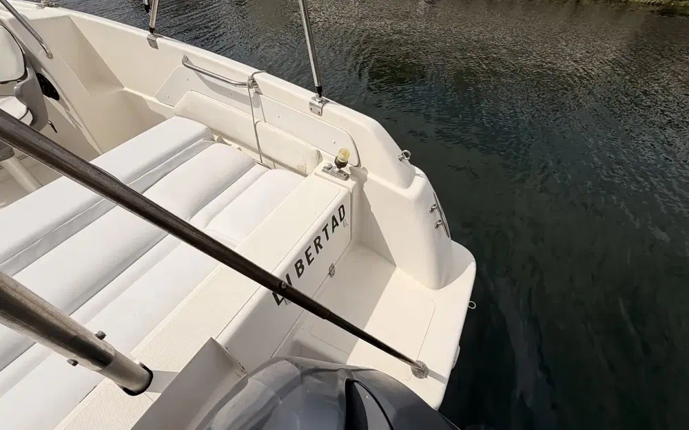 slider 31 Kelt Azura 570 WA