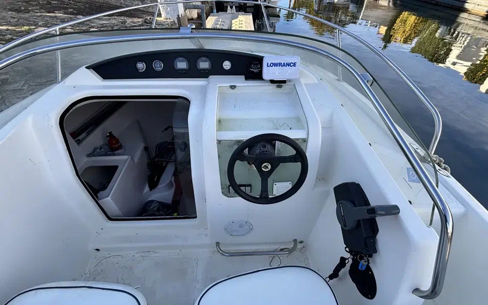 slider 8 Kelt Azura 570 WA