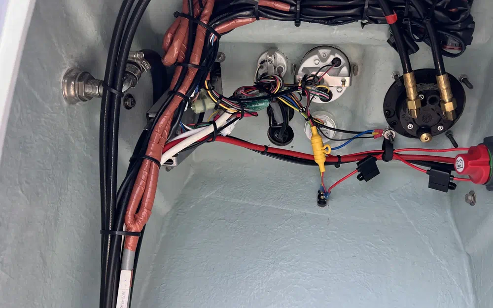 slider 8 3D Tender Patrol 550