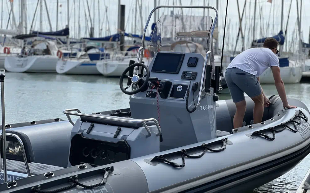 slider 8 3D Tender Patrol 650