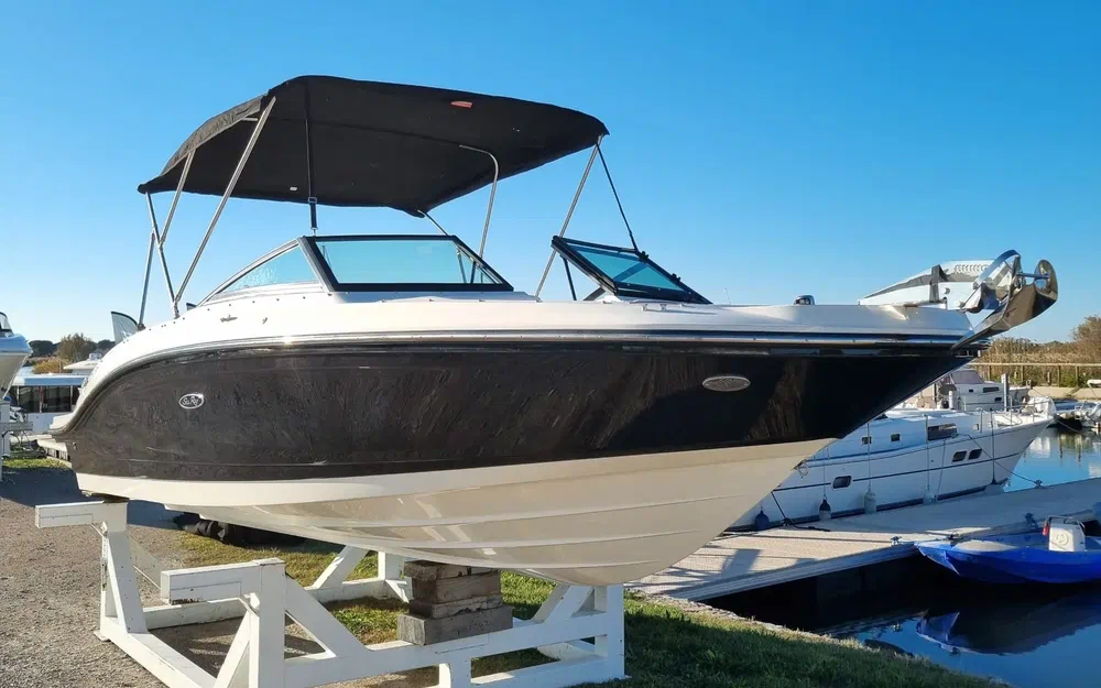 slider 1 Sea Ray  210 SPX OB