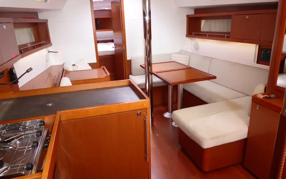 slider 28 Beneteau Oceanis 41
