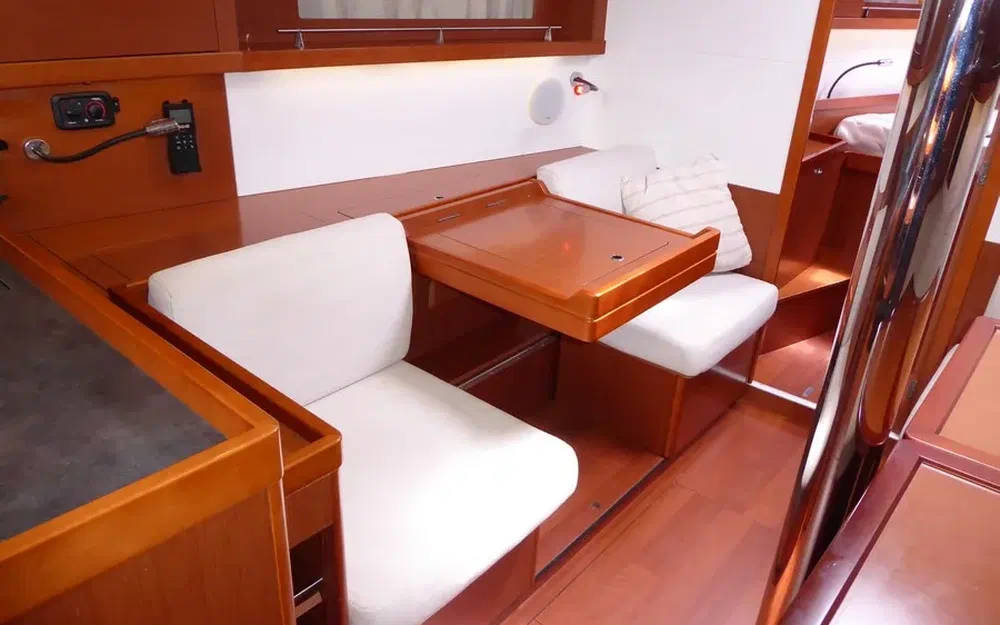 slider 40 Beneteau Oceanis 41