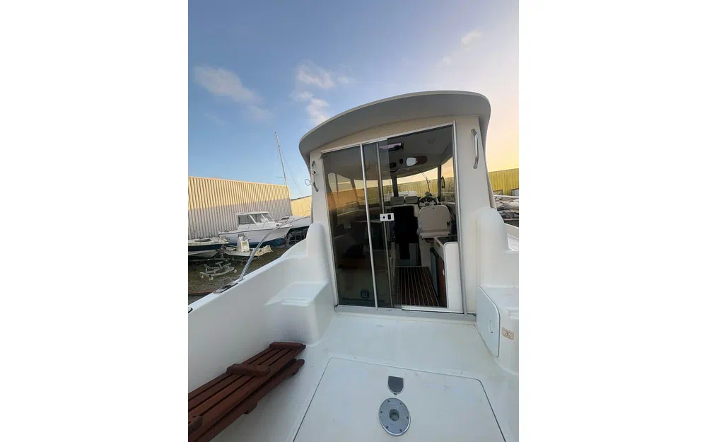 slider 4 Guymarine Evada 740