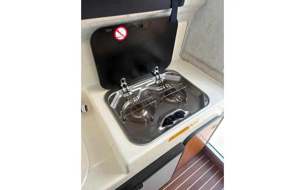 slider 12 Guymarine Evada 740