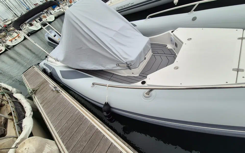 slider 8 Grand Golden Line G750