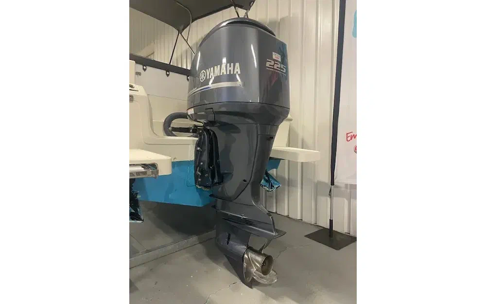 slider 6 Pacific Craft 700 SC