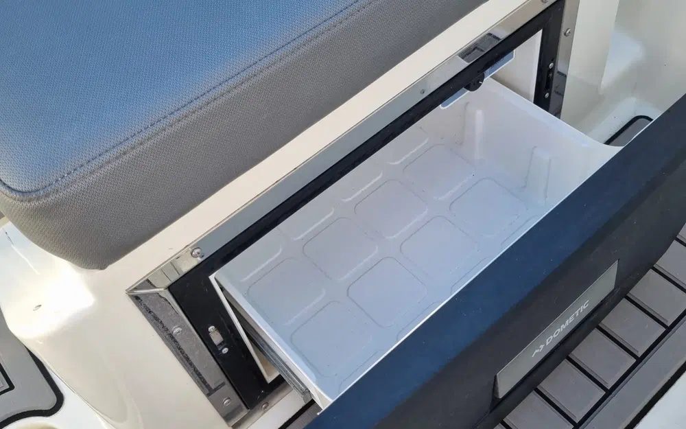 slider 21 Bayliner VR6 OB