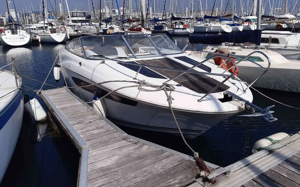 slider 6 Jeanneau Cap Camarat 7.5 DC