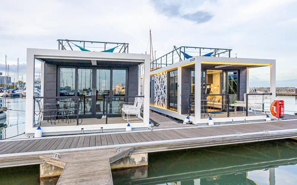 slider 9 La Mare Modern 10