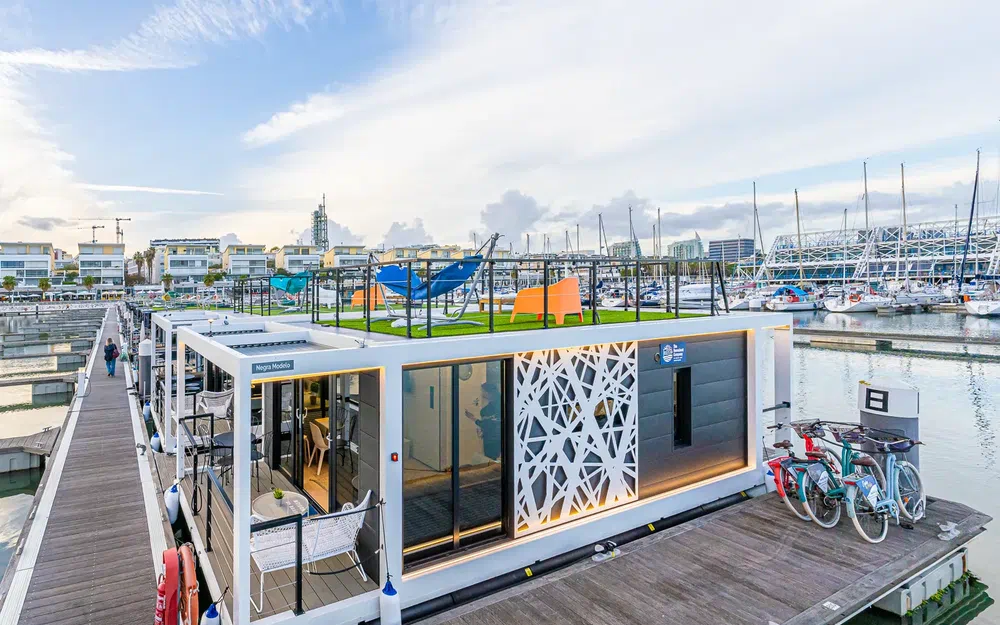 slider 1 La Mare Modern 10