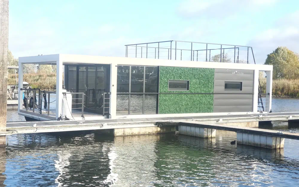 slider 7 La Mare Modern 12