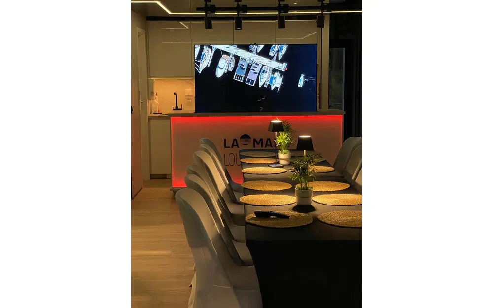 slider 16 La Mare Modern 15