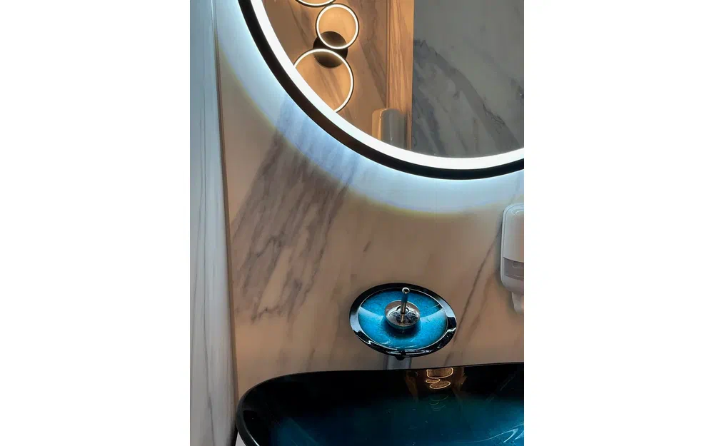 slider 13 La Mare Modern 15