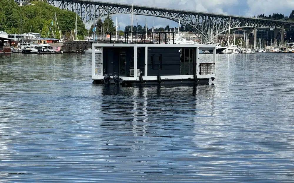 slider 9 La Mare Modern 14