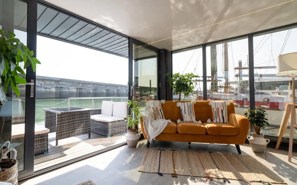 slider 16 La Mare Apartboat XXL