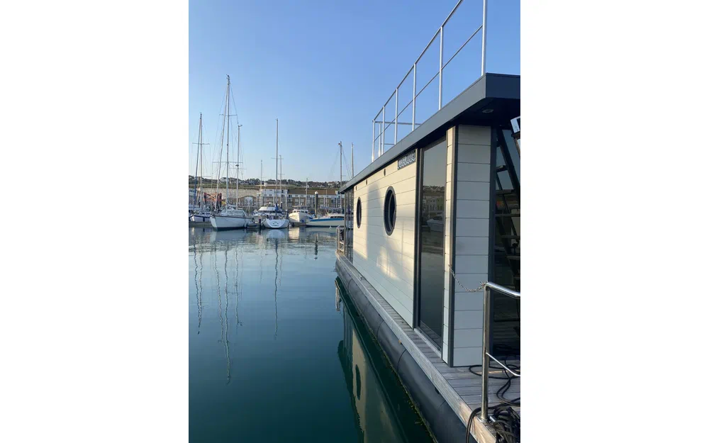 slider 19 La Mare Apartboat XXL
