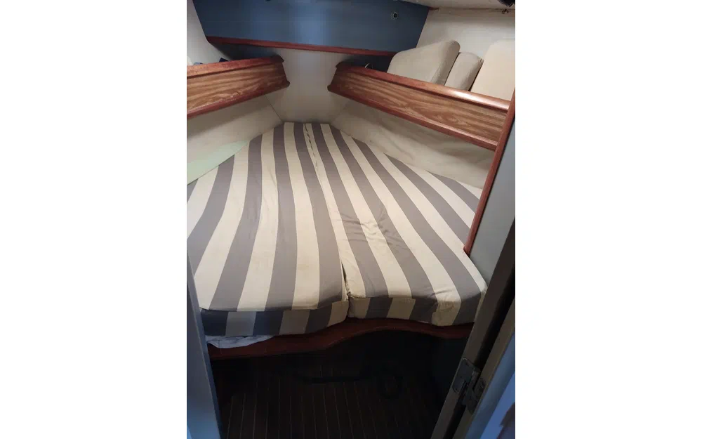 slider 12 Jeanneau Sun Odyssey 42.2