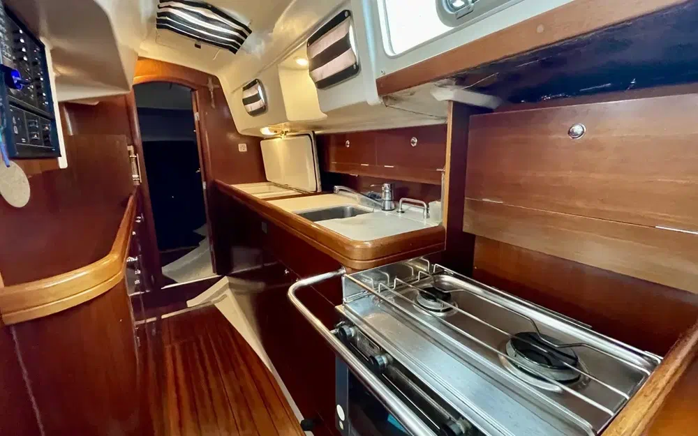 slider 10 Beneteau Oceanis 40 CC