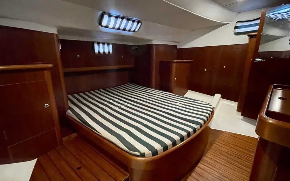 slider 14 Beneteau Oceanis 40 CC