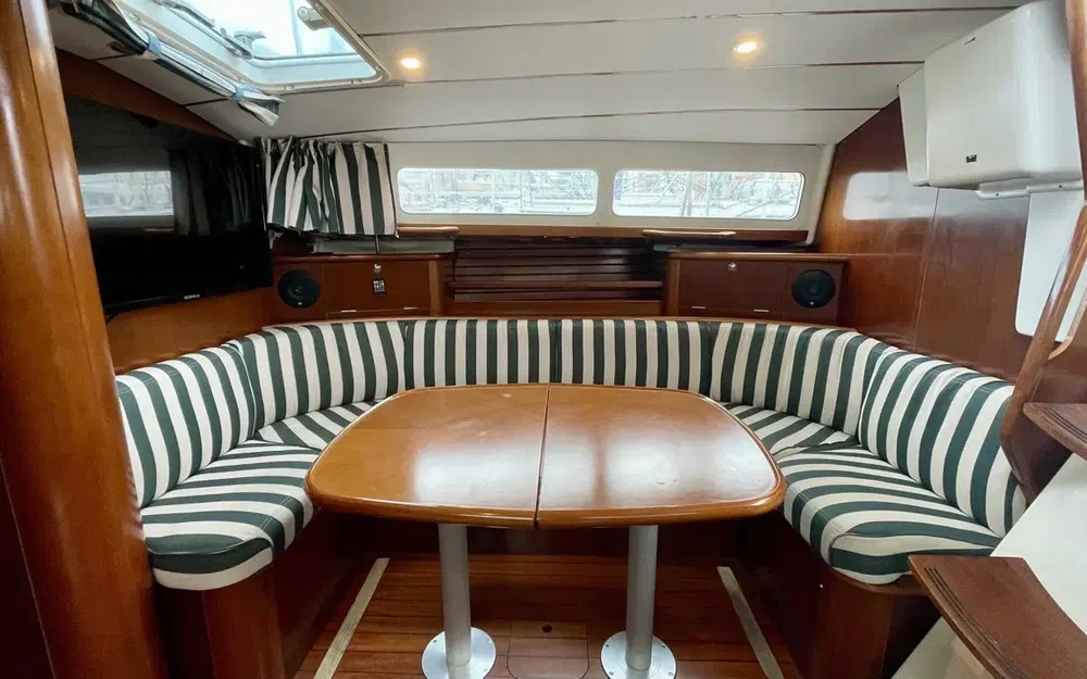 slider 16 Beneteau Oceanis 40 CC