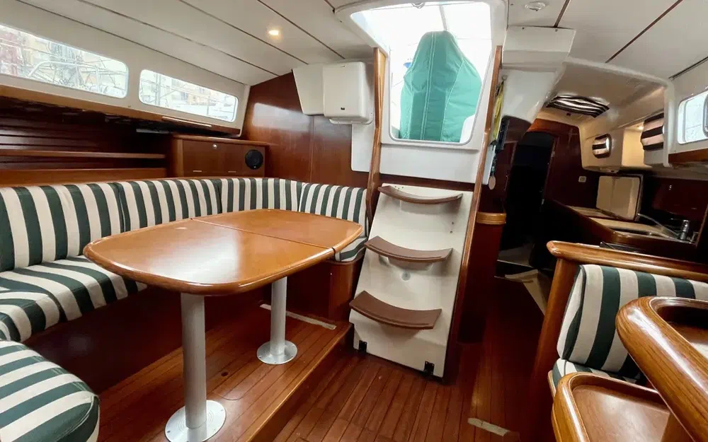 slider 20 Beneteau Oceanis 40 CC