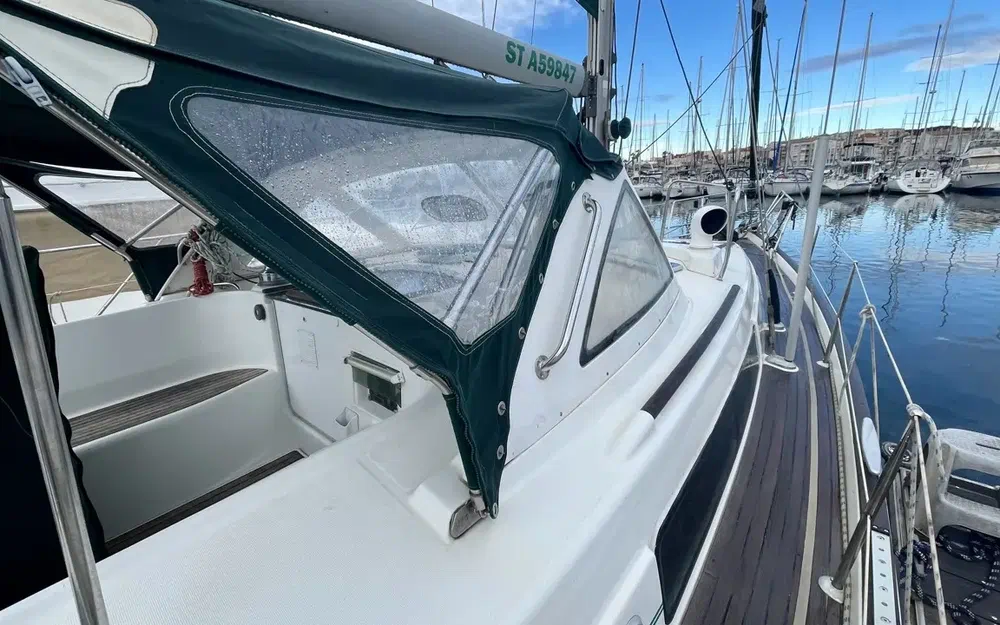 slider 6 Beneteau Oceanis 40 CC