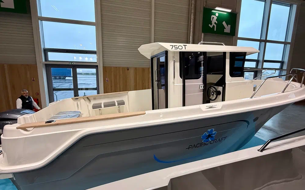 slider 2 Pacific Craft 750 TIMONIER