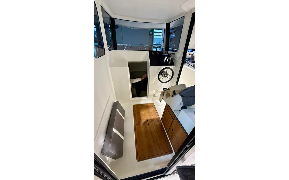 slider 6 Pacific Craft 750 TIMONIER