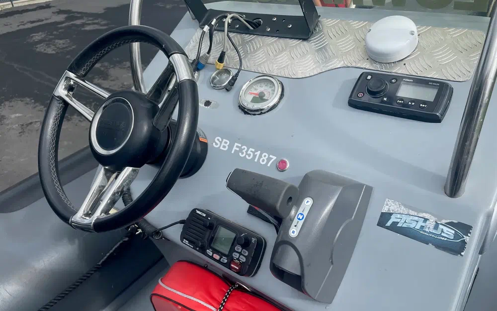 slider 16 3D Tender Patrol 650 Hypalon