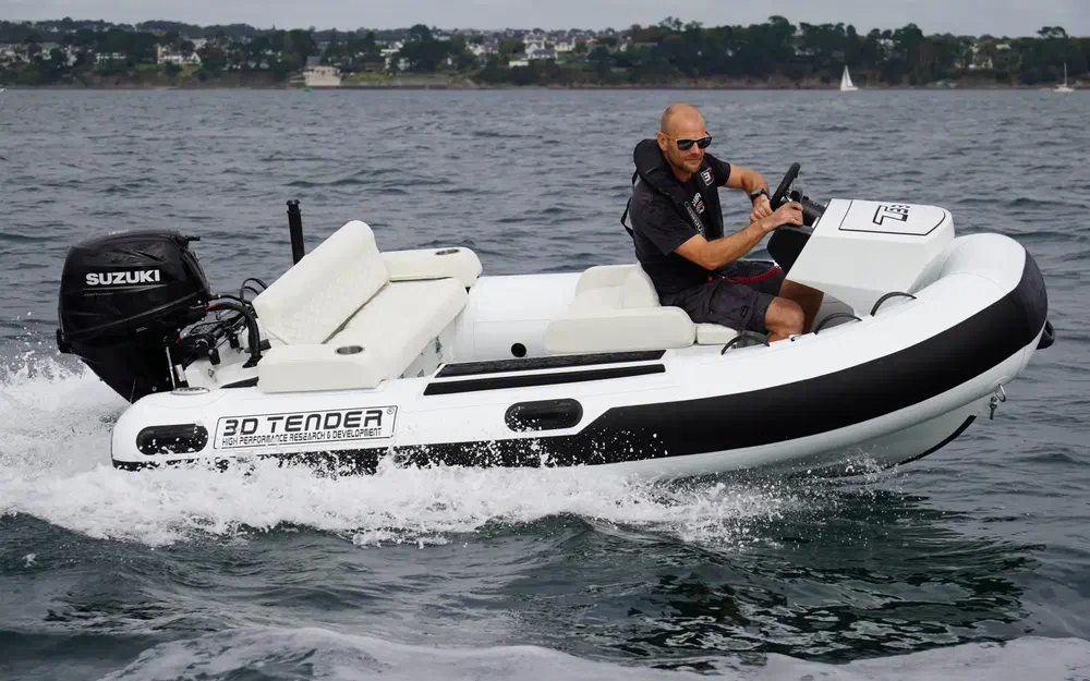 slider 10 3D Tender T33