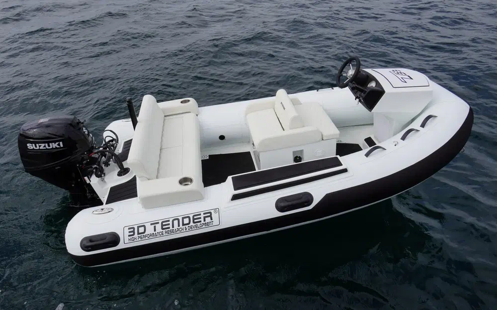 slider 1 3D Tender T33