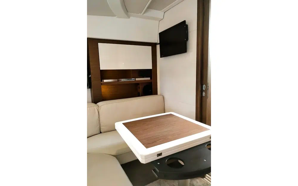 slider 31 Jeanneau Leader 36