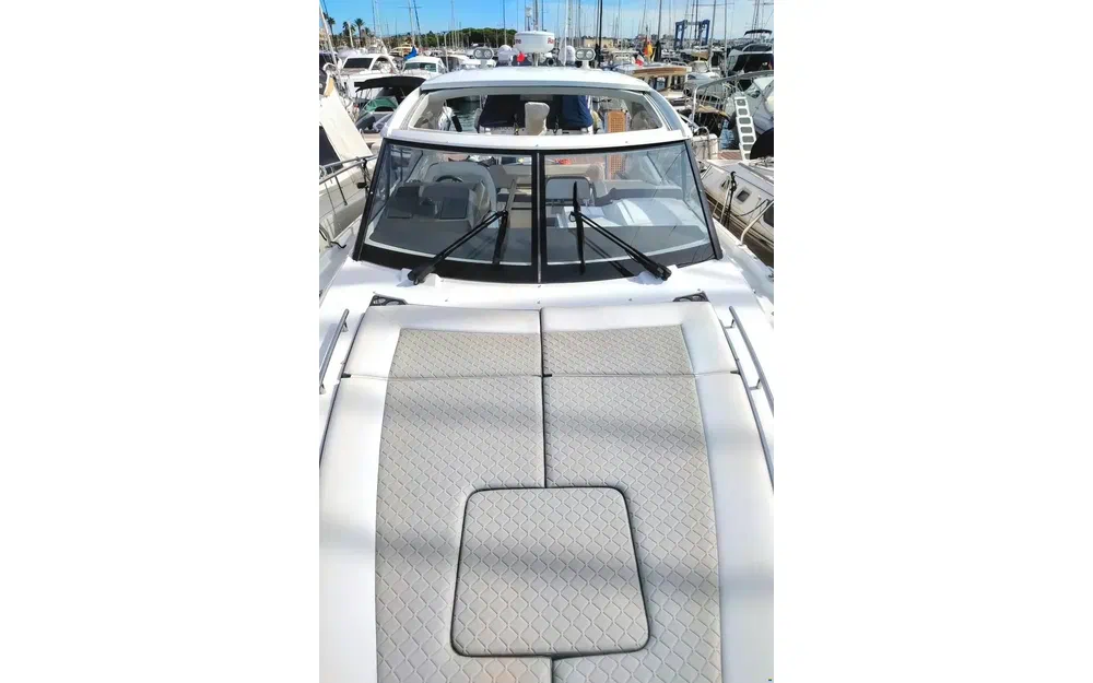 slider 3 Jeanneau Leader 36