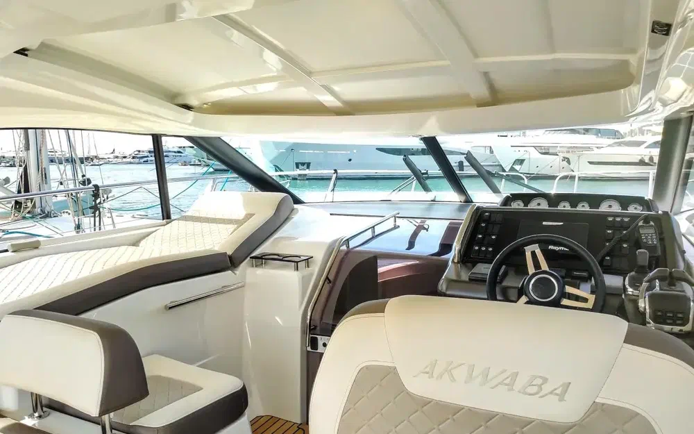 slider 5 Jeanneau Leader 36