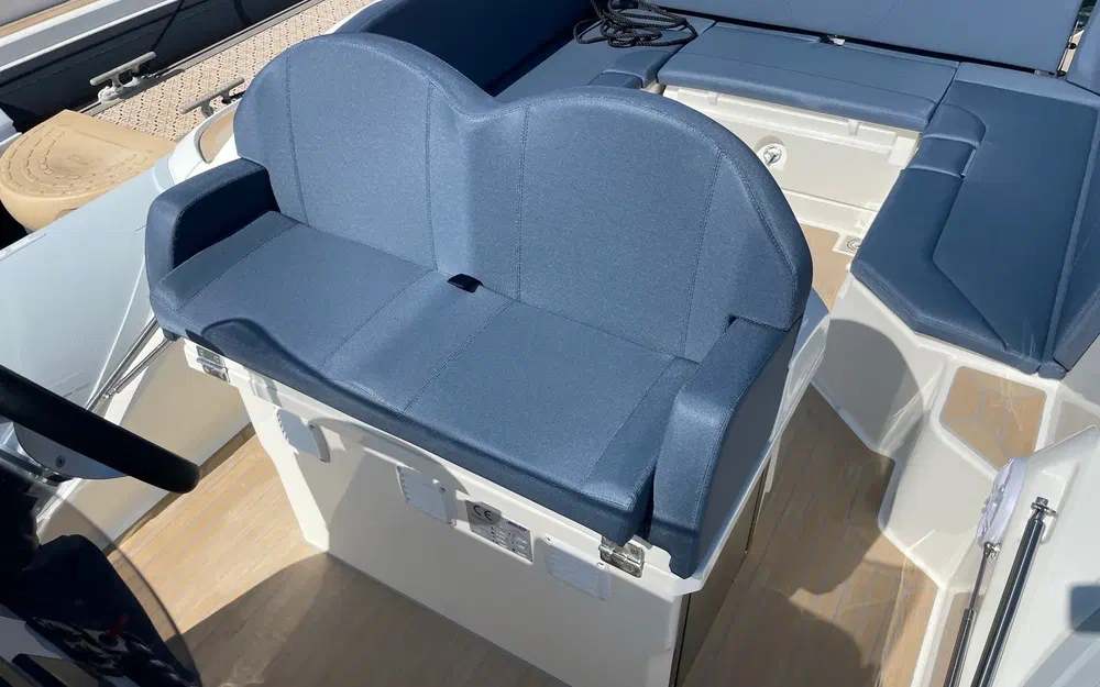 slider 3 Joker Boat Clubman 28