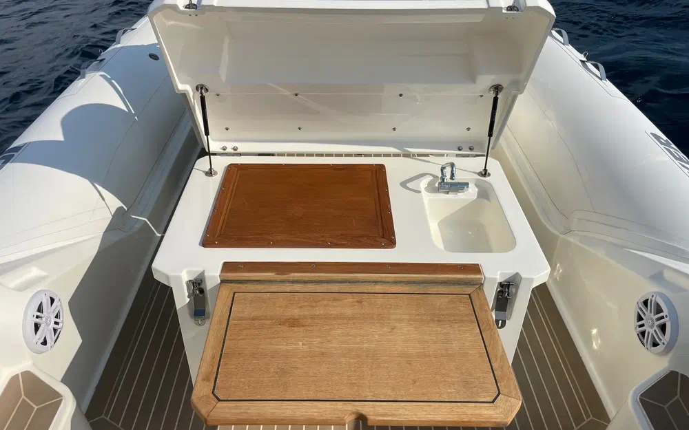 slider 4 Joker Boat Clubman 28