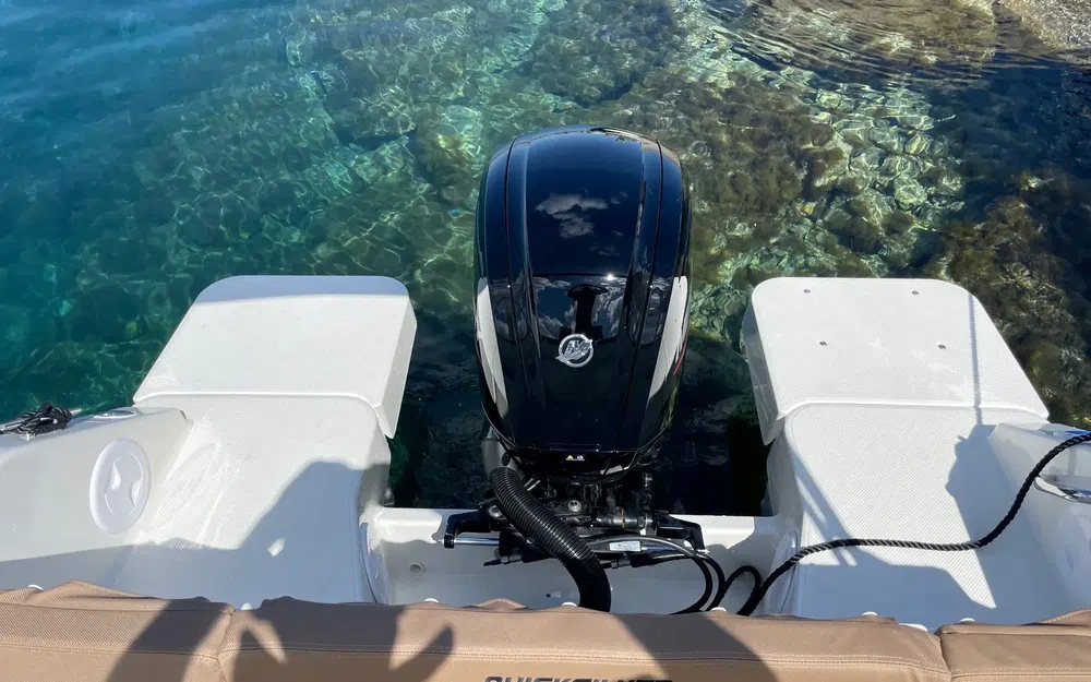 slider 6 Quicksilver Activ 555 Open