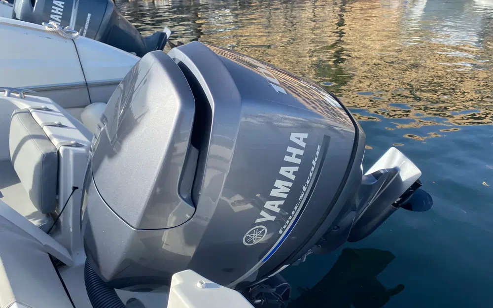 slider 15 Pacific Craft  545 Open