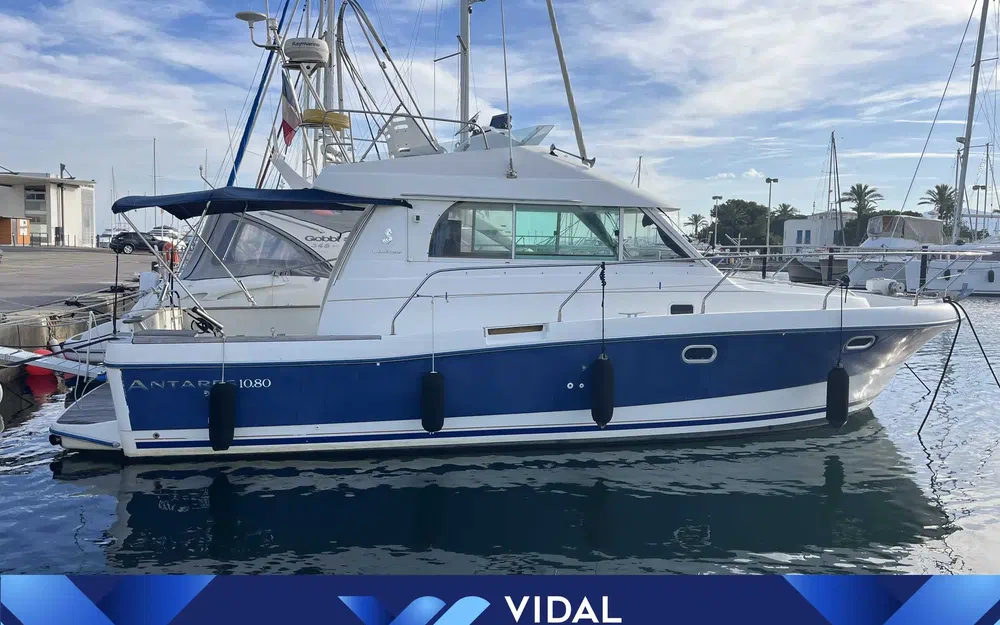 slider 0 Beneteau Antares 10.80