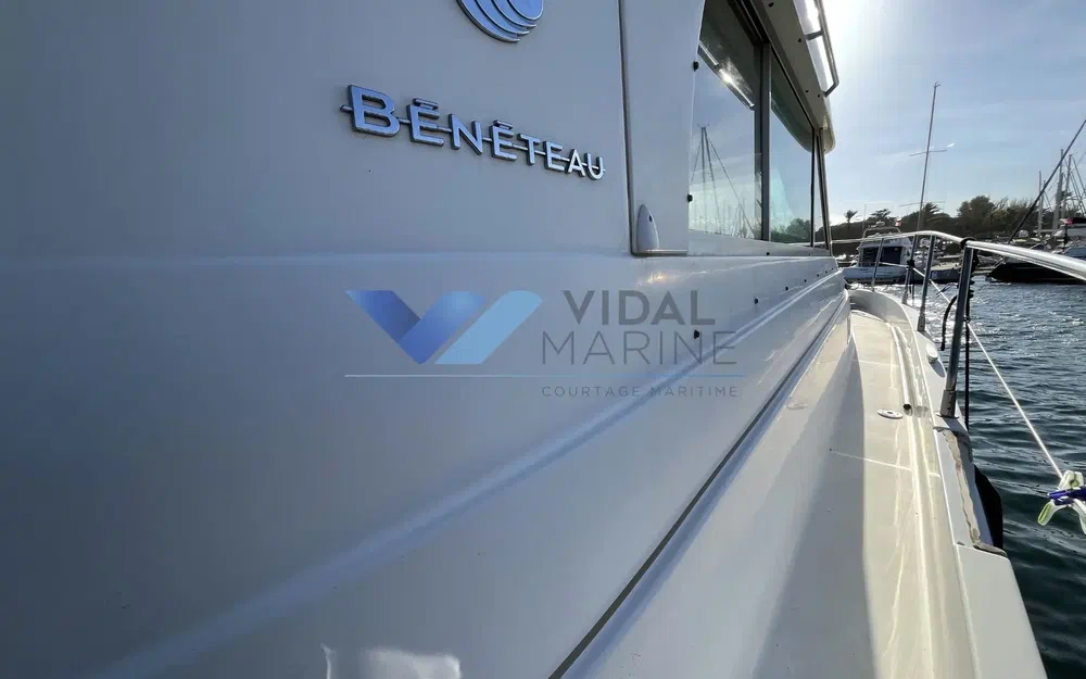 slider 11 Beneteau Antares 10.80