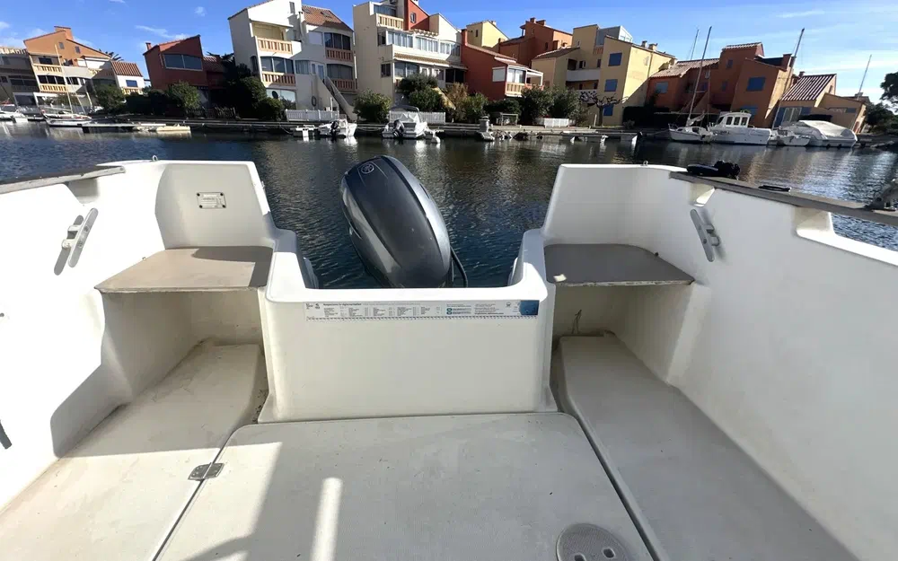 slider 12 Beneteau Antares 600