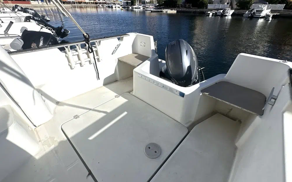 slider 13 Beneteau Antares 600