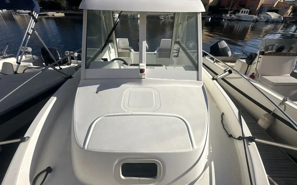 slider 15 Beneteau Antares 600