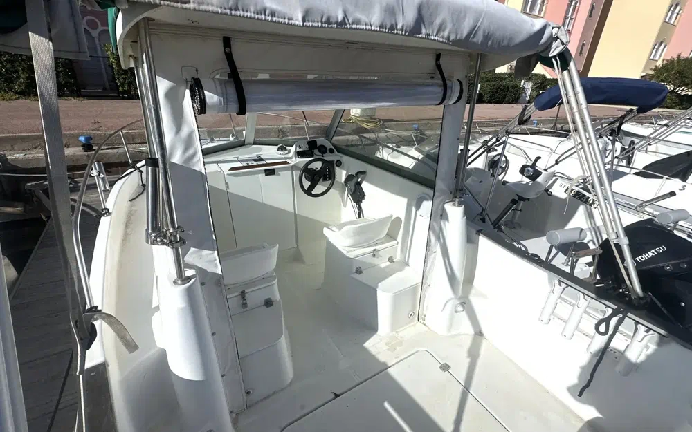 slider 2 Beneteau Antares 600