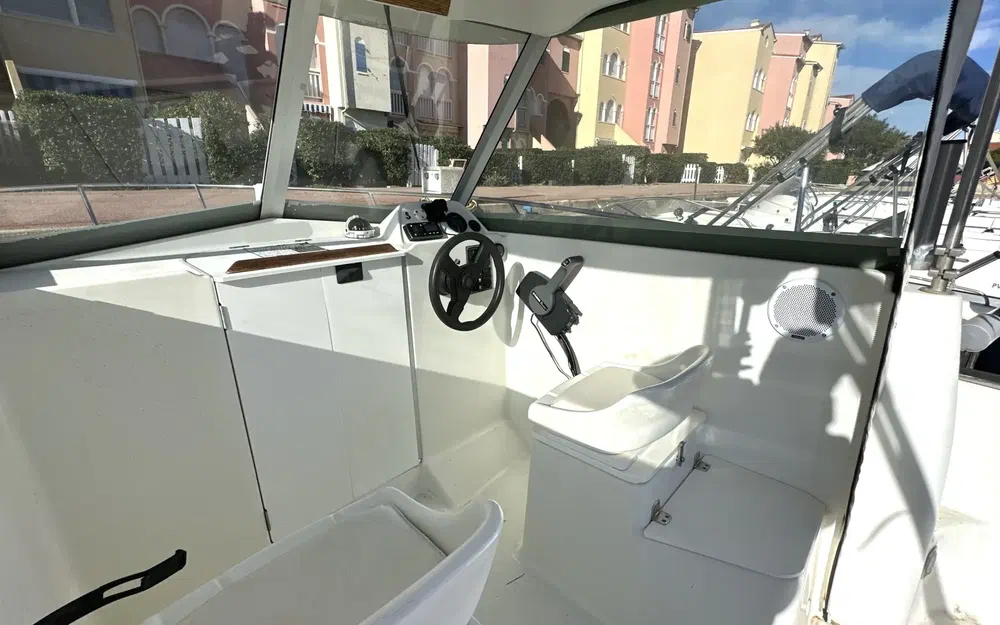 slider 5 Beneteau Antares 600