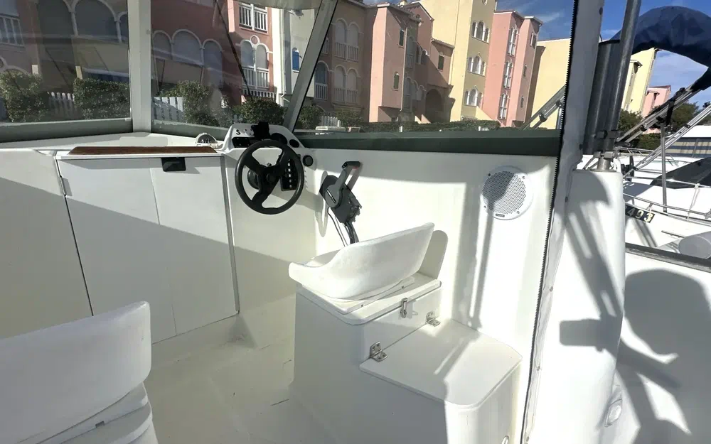 slider 6 Beneteau Antares 600