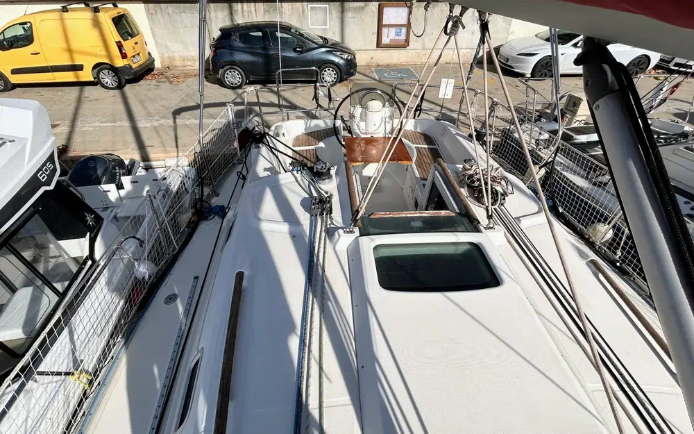 slider 6 Beneteau Oceanis 331 Clipper